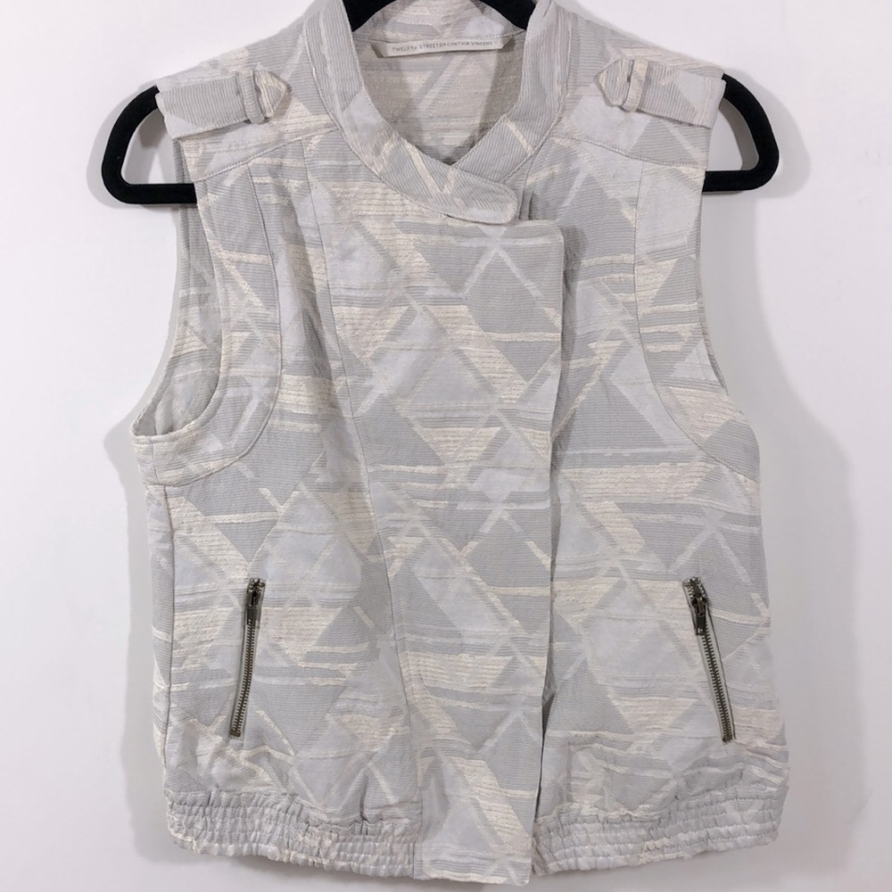 Twelfth Street by Cynthia Vincent>Quilted geometric wax vest EUC